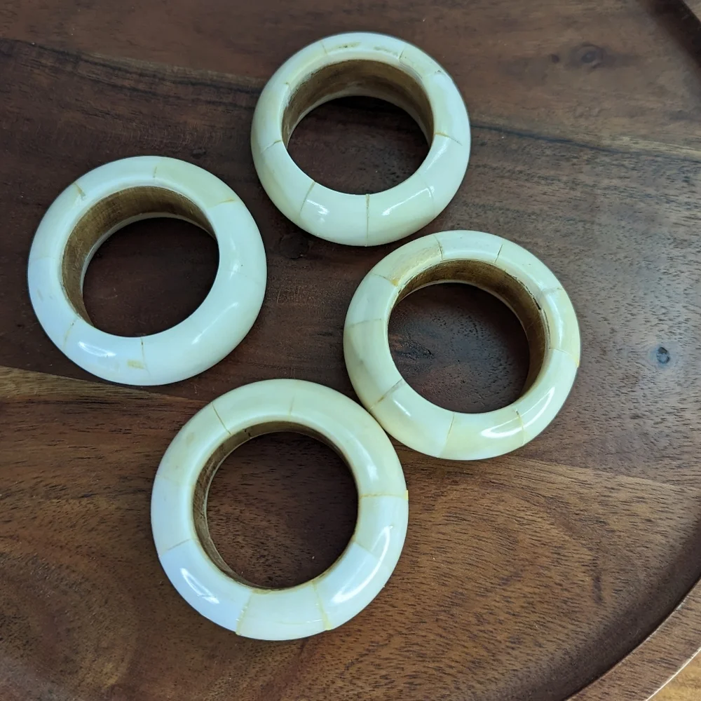 Set of Four White Chunky Bone Napkin Rings